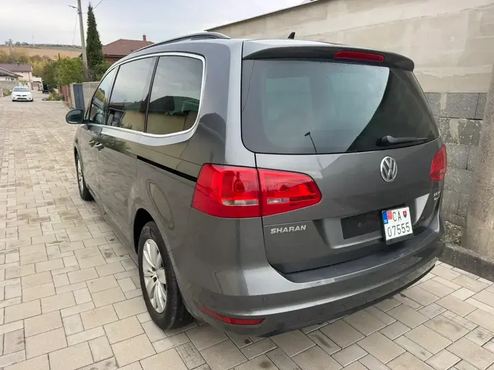 Volkswagen Sharan 2015 photo 3