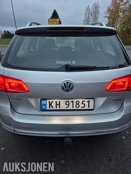 Volkswagen Passat 2013 photo 5