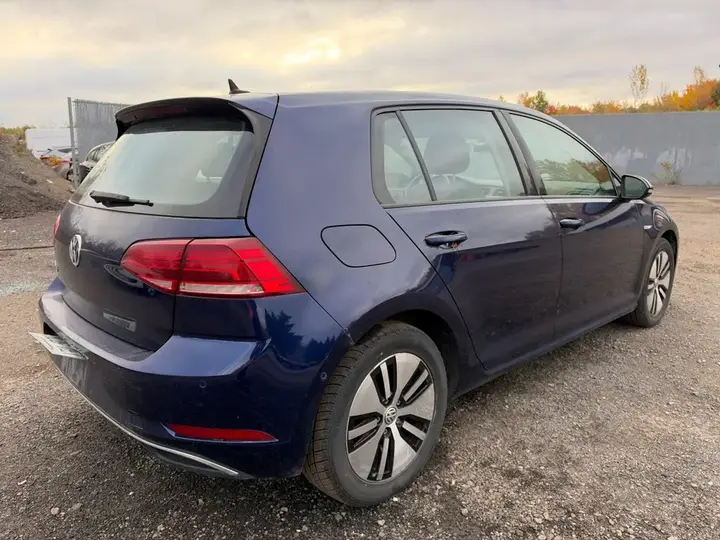 Volkswagen E-Golf 2017 photo 3