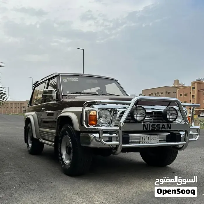 Nissan Patrol 1996 photo 4