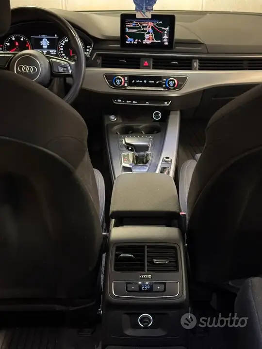 Audi A4 Avant 2017 photo 2