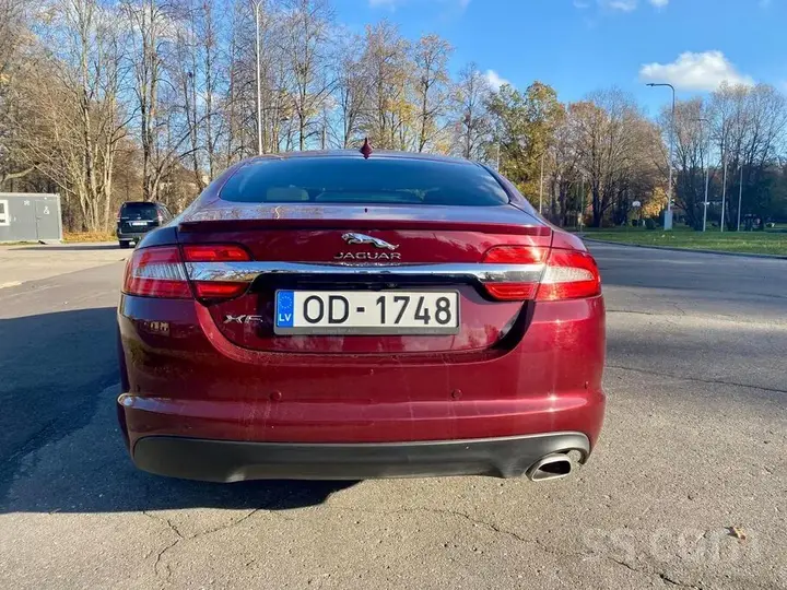 Jaguar Xf 2015 photo 5
