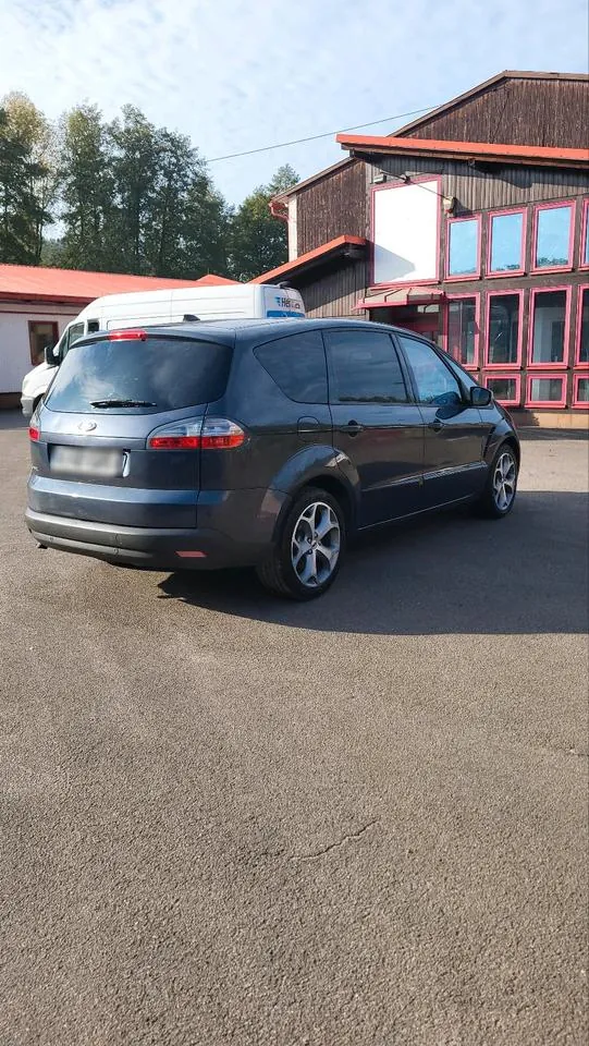 Ford S-Max