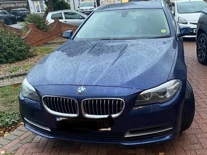 BMW 5 Series 2015 photo 2