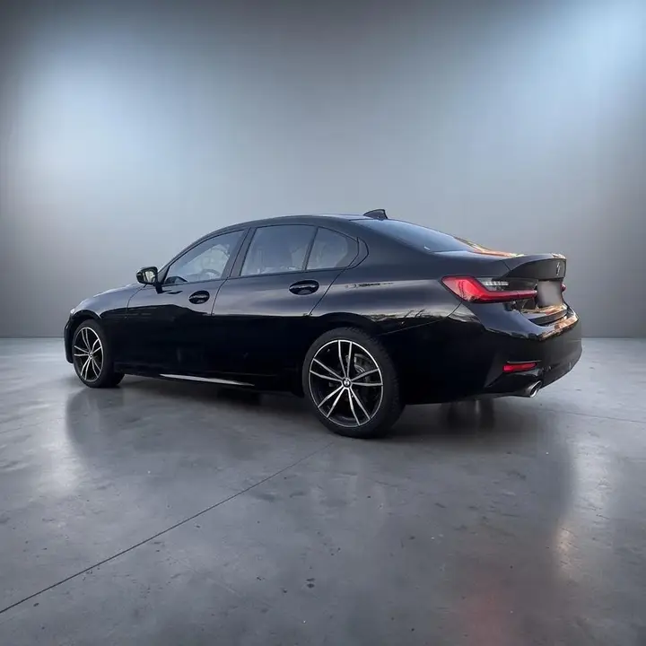 BMW 320I