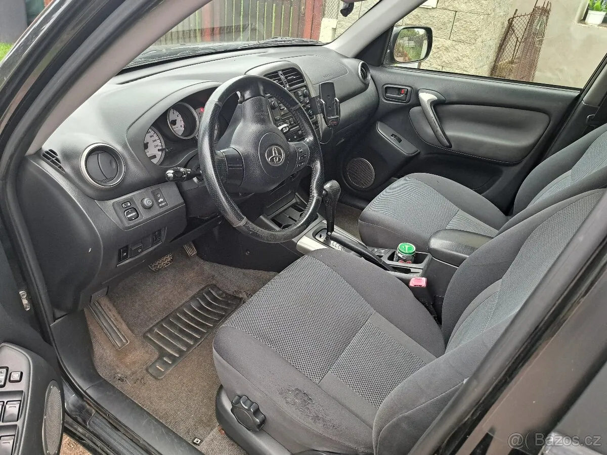 Toyota Rav4 2003 photo 5