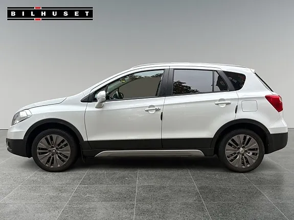 Suzuki S-Cross 2015 photo 3