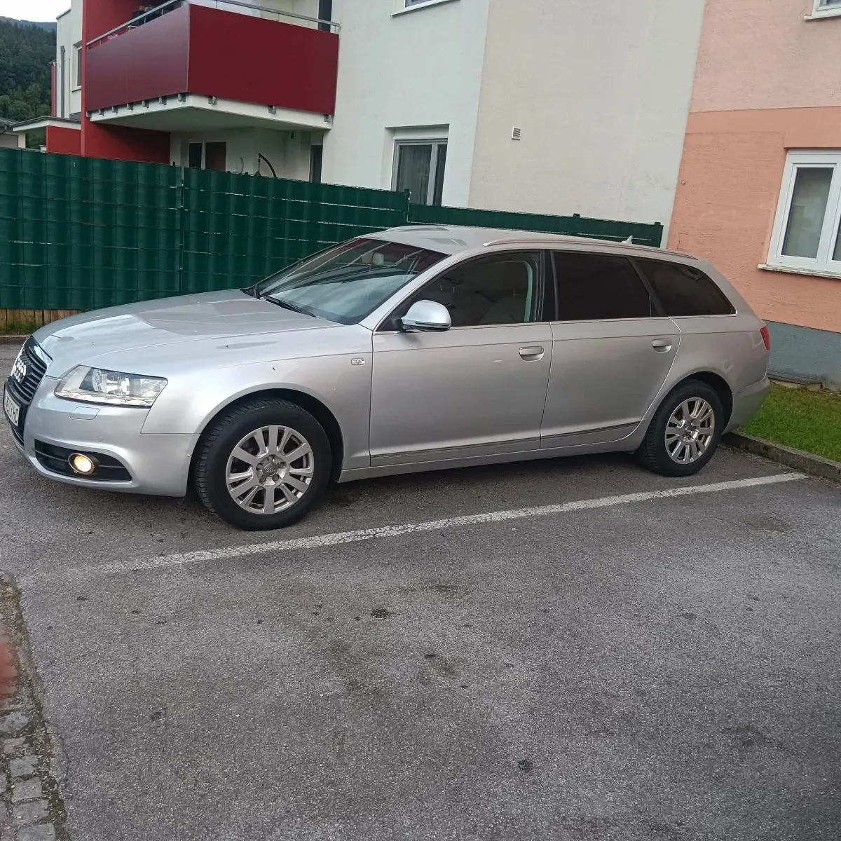 Audi A6 2010 photo 2