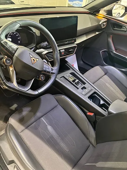 Cupra Leon 2024 photo 2