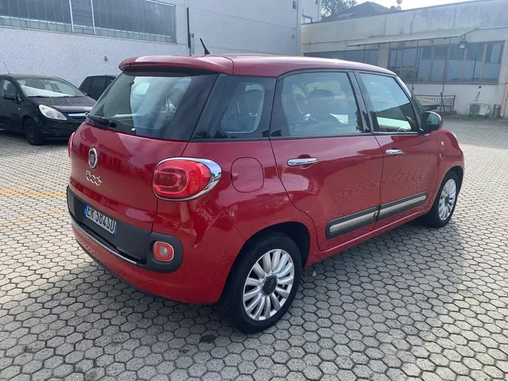 Fiat 500L 2013 photo 4
