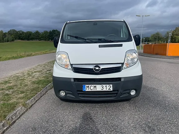 Opel Vivaro 2012 photo 4