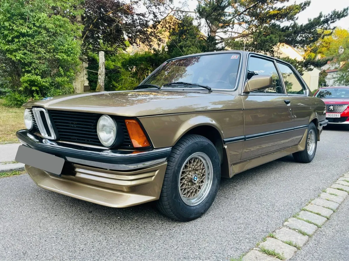BMW 3 Series 1984 photo 2