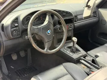 BMW 320I 1996 photo 3
