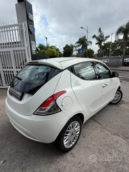 Lancia Ypsilon 2017 photo 5
