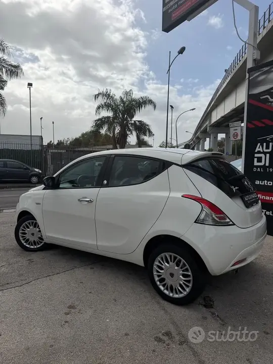 Lancia Ypsilon 2017 photo 4