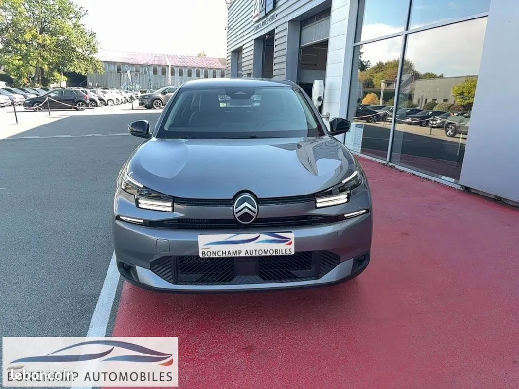 Citroen C4 2025 photo 3