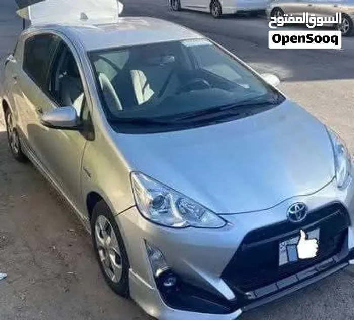 Toyota Prius C 2016 photo 3