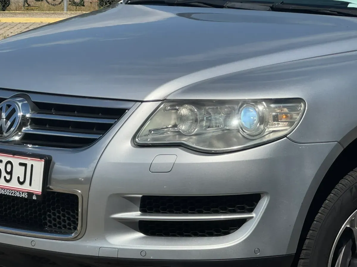Volkswagen Touareg 2009 photo 2
