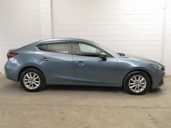 Mazda Axela 2015 photo 4