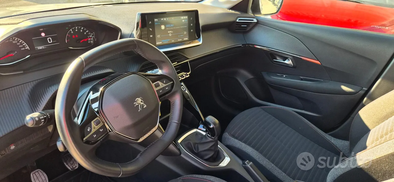 Peugeot 208 2022 photo 4