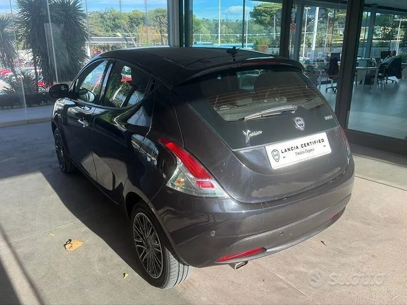Lancia Ypsilon 2023 photo 3