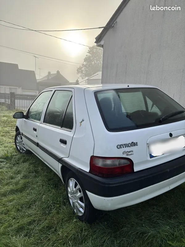 Citroen Saxo 2003 photo 2