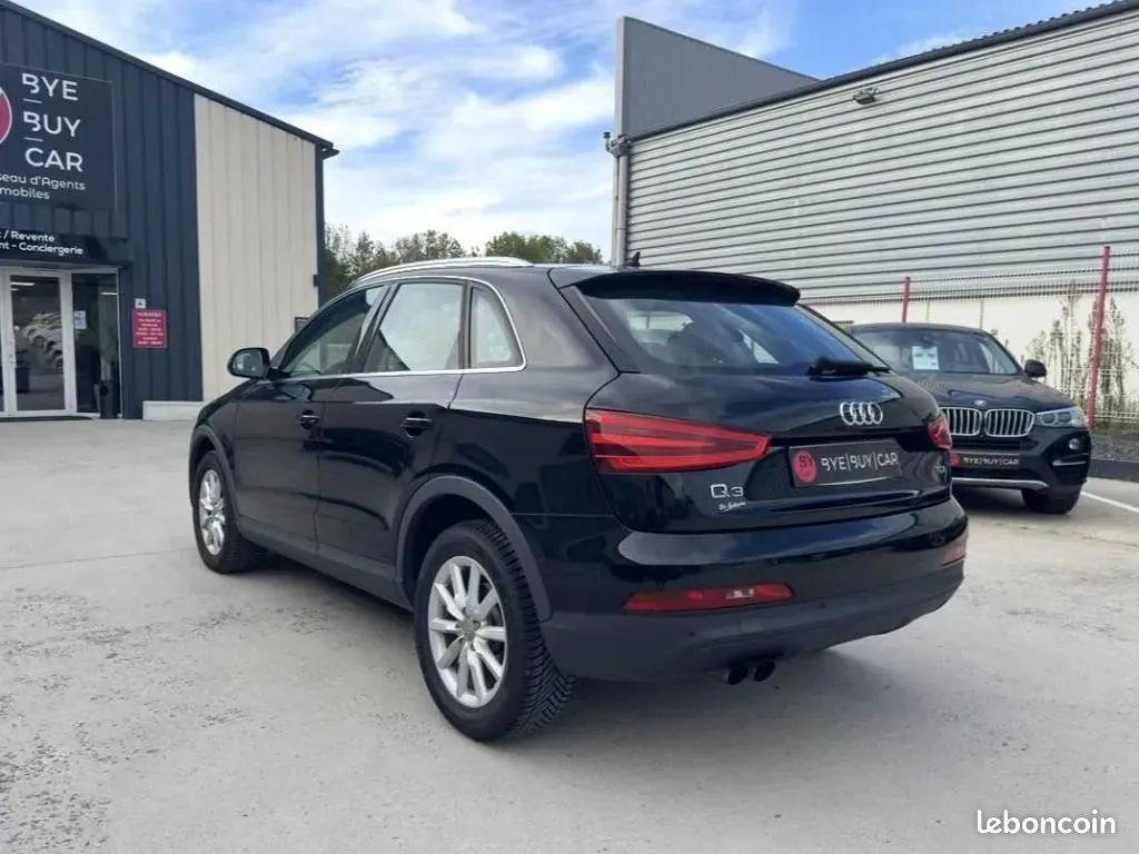 Audi Q3 2011 photo 4
