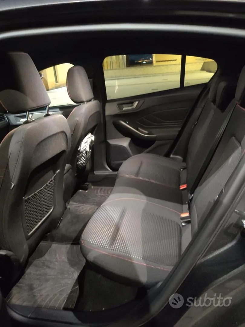 Ford Focus 2023 photo 5