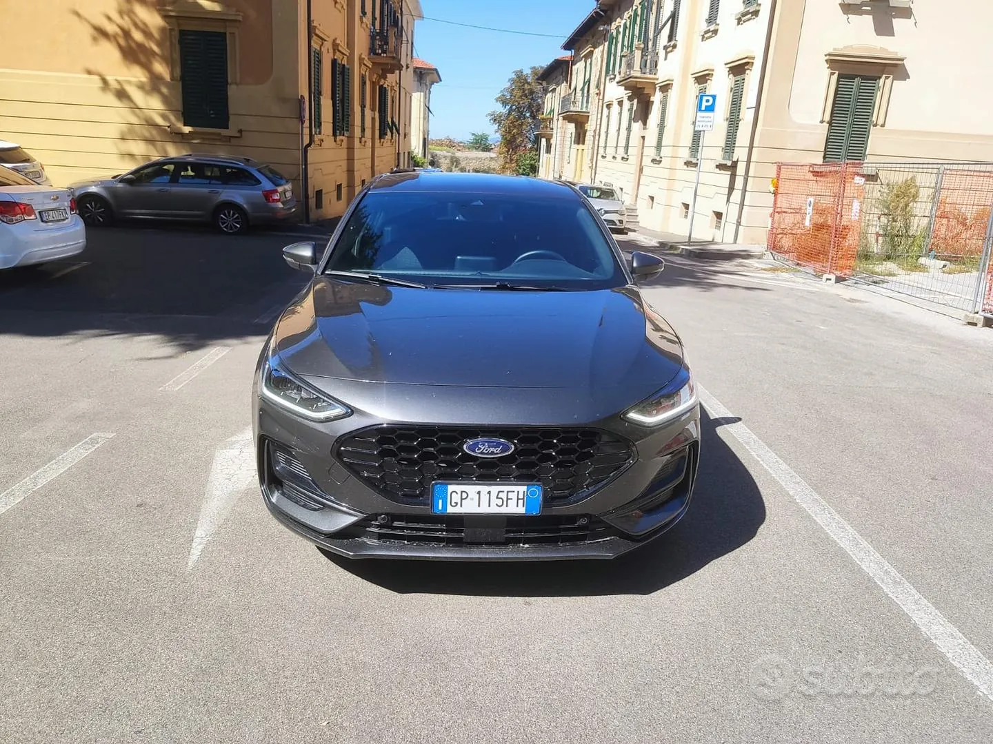 Ford Focus 2023 photo 2