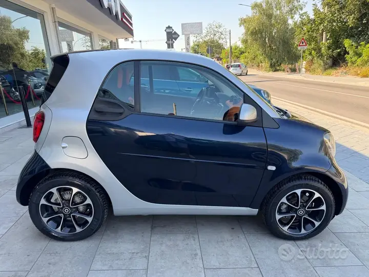 Smart Fortwo 2015 photo 4