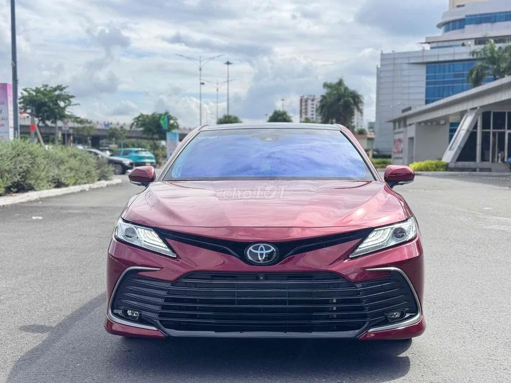 Toyota Camry 2022 photo 3