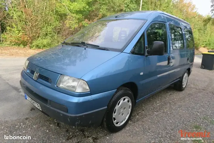 Peugeot Expert Combi
