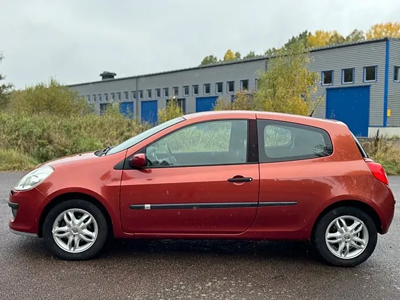 Renault Clio 2007 photo 4