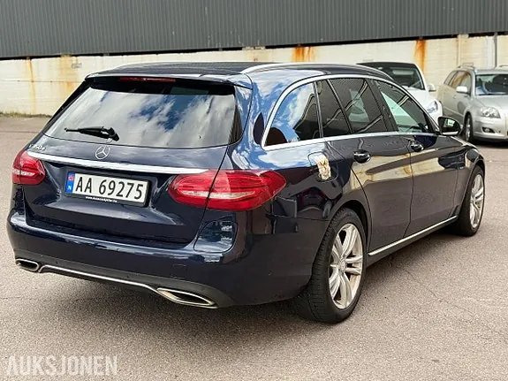 Mercedes-Benz C-Class 2016 photo 4