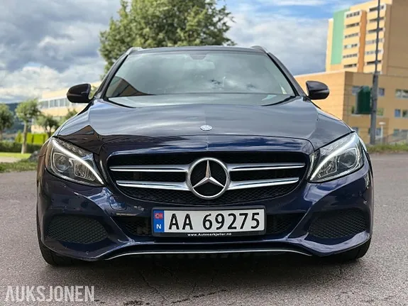 Mercedes-Benz C-Class 2016 photo 2