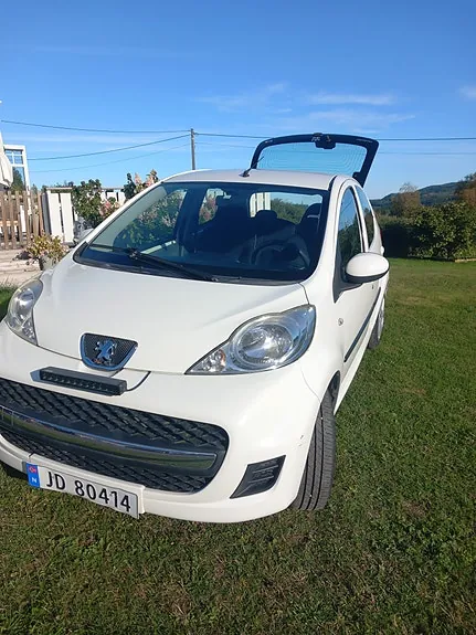 Peugeot 107 2011 photo 3