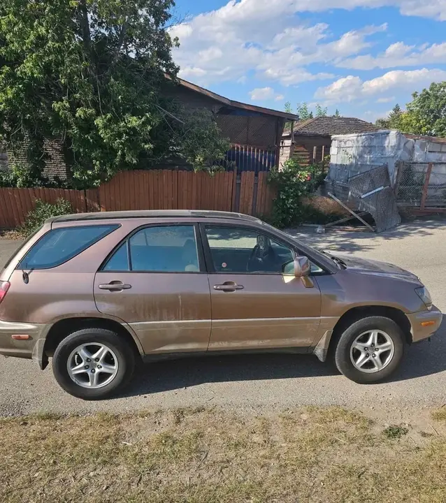 Lexus Rx300 1999 photo 3