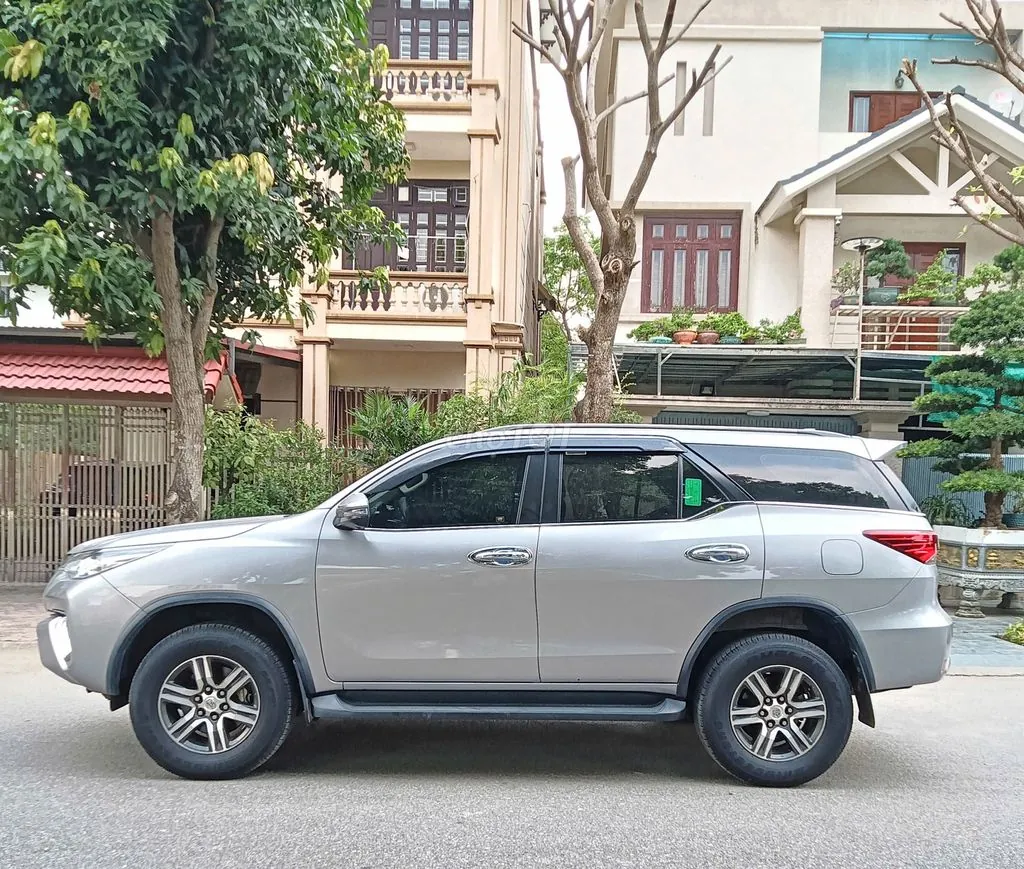 Toyota Fortuner 2019 photo 4