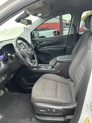 Chevrolet Equinox 2022 photo 3