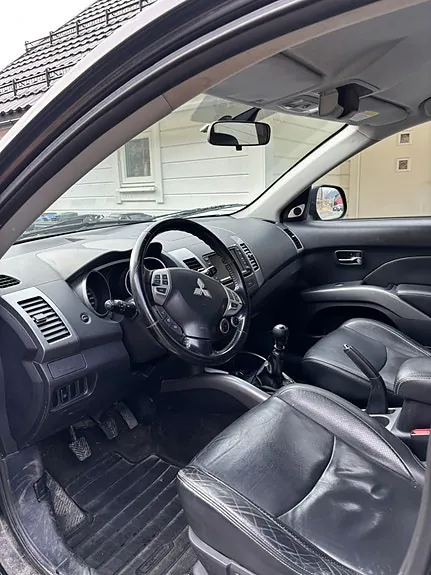 Mitsubishi Outlander 2007 photo 2