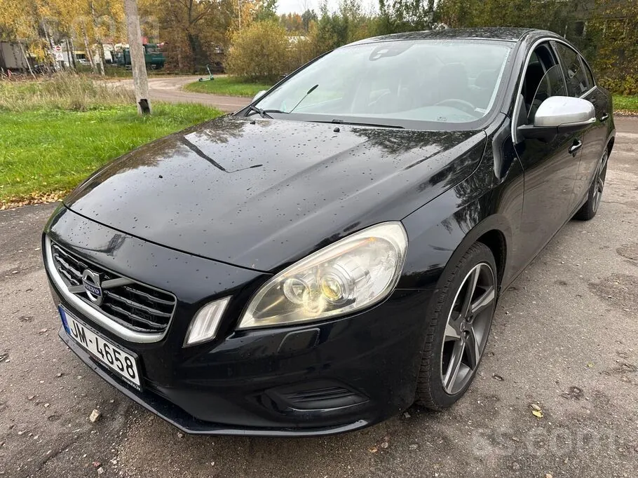 Volvo S60 2012 photo 4