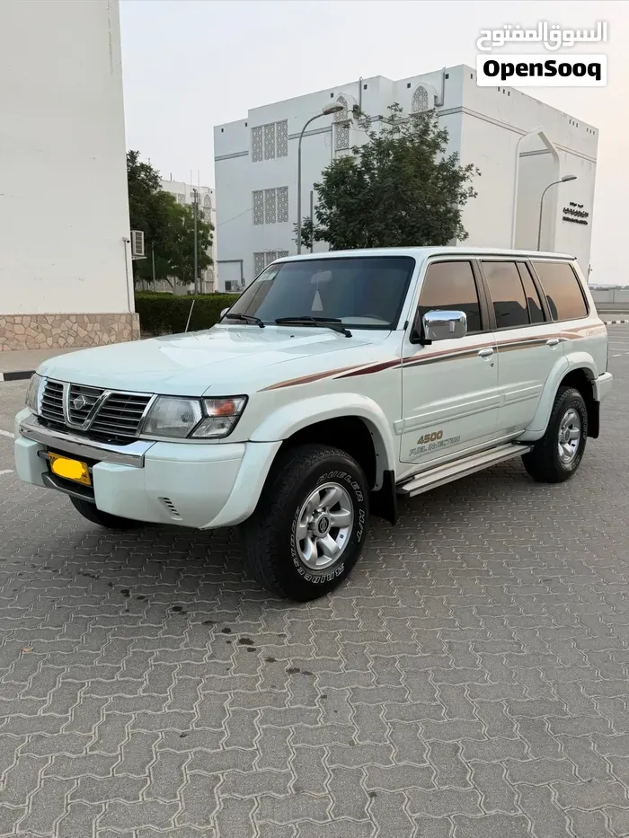 Nissan Patrol 2000 photo 4