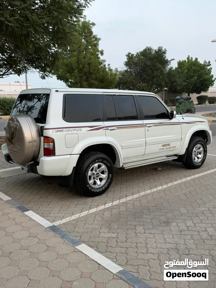 Nissan Patrol 2000 photo 3