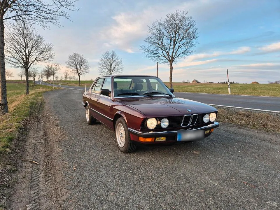 BMW 528I