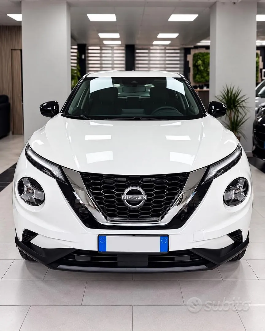 Nissan Juke 2023 photo 2