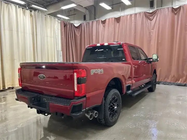 Ford F-350 Super Duty 2026 photo 5