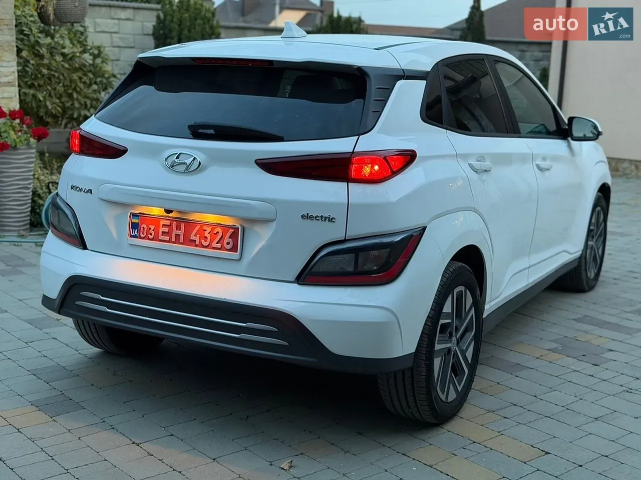 Hyundai Kona 2023 photo 3