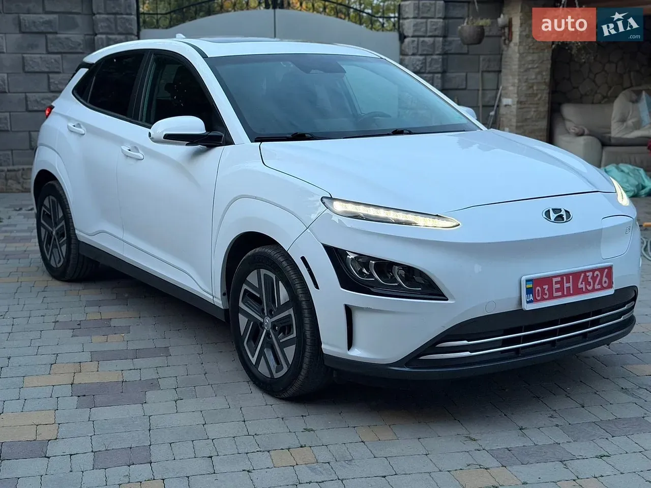 Hyundai Kona 2023 photo 4