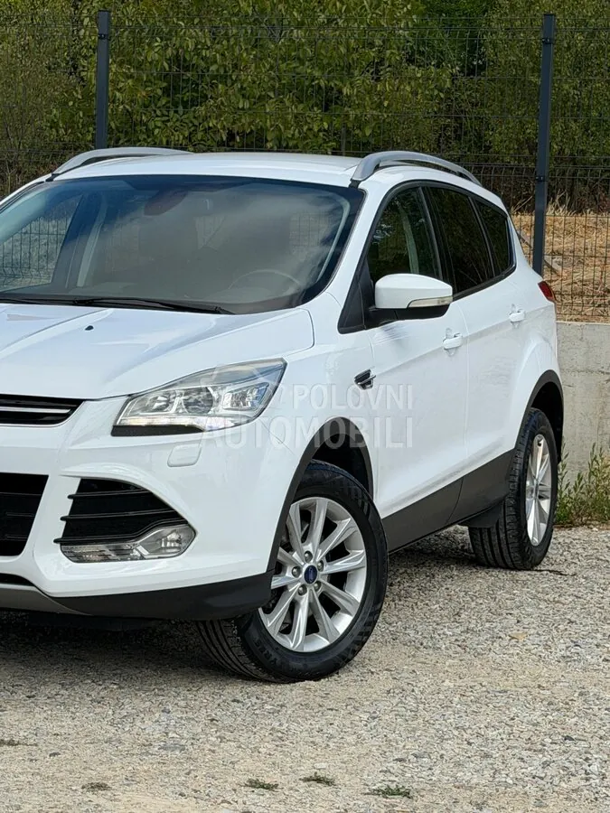 Ford Kuga 2015 photo 2
