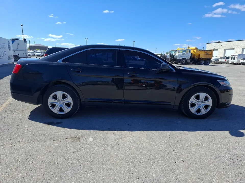 Ford Taurus 2017 photo 4